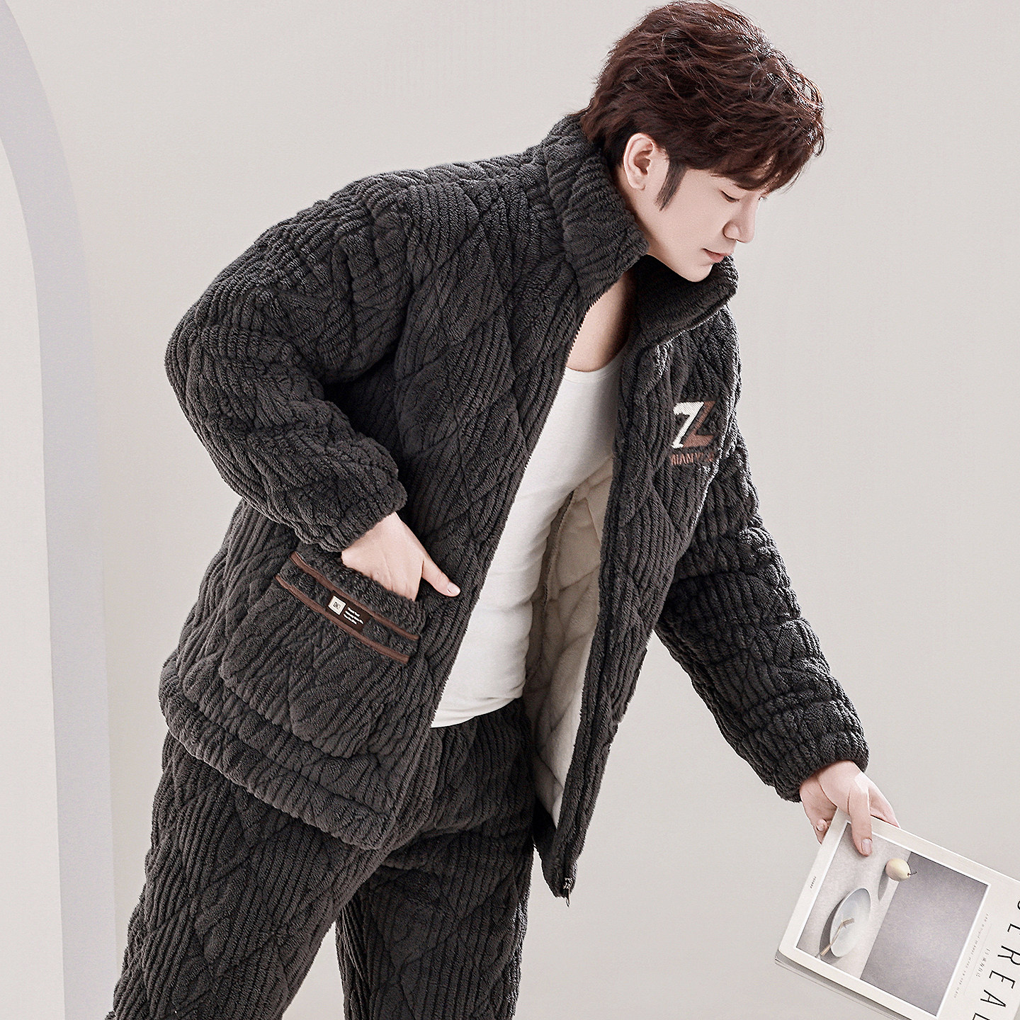 男士睡衣冬季新款珊瑚绒夹棉保暖可外穿三层加厚休闲拉链款家居服,女士内衣/男士内衣/家居服,睡衣/家居服套装,淘宝优惠券,粉丝福利购,淘宝优惠卷