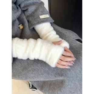 白色软糯毛绒半指手套女2025新款 加绒保暖可爱仿兔毛触屏手套 冬季
