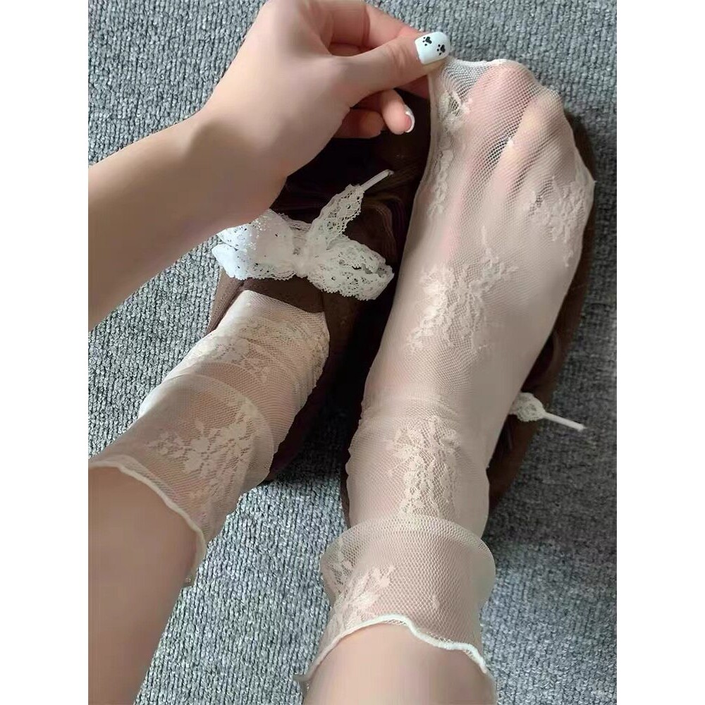 miu系蕾丝复古网眼花朵袜子芭蕾风少女JK宽松防滑中筒超薄甜美袜