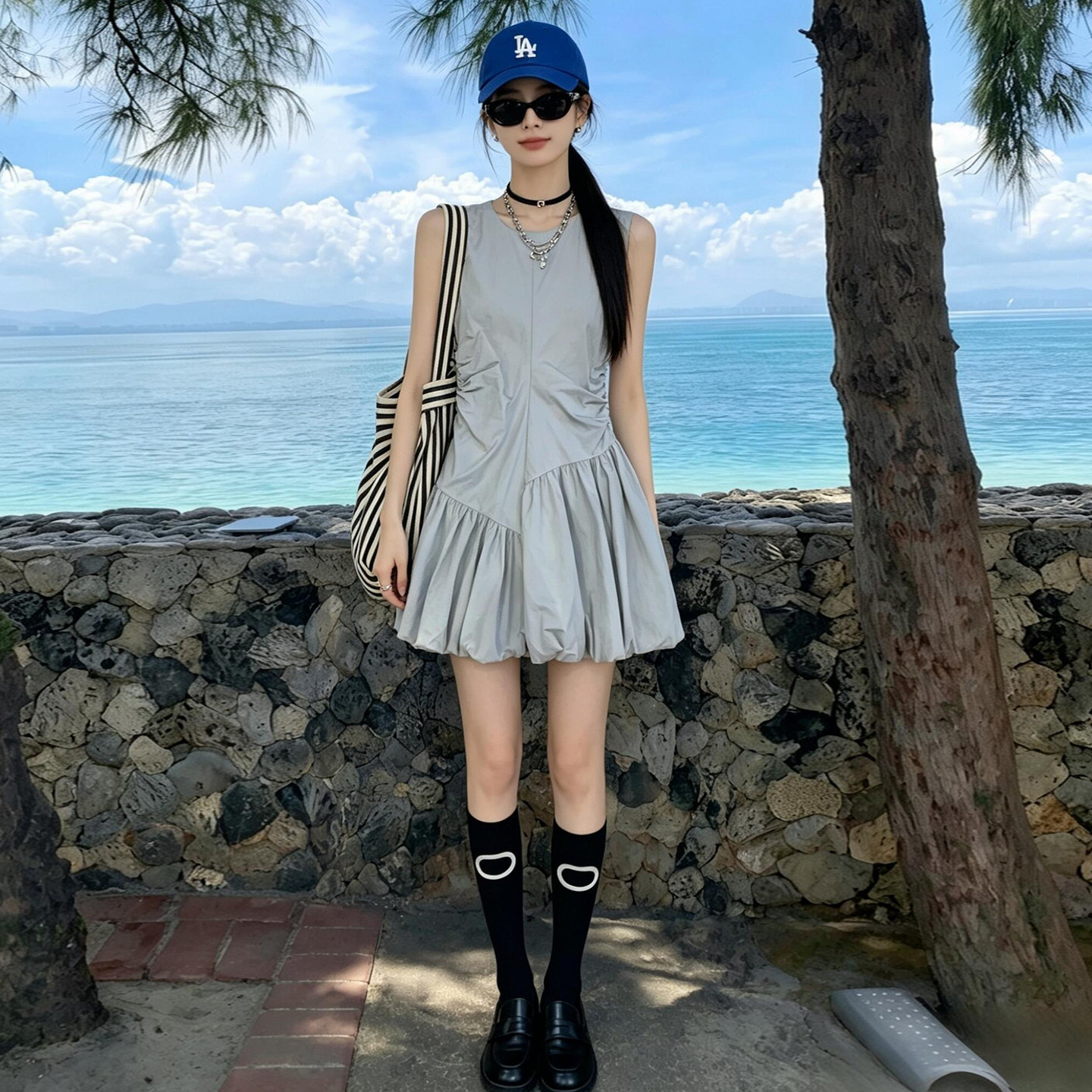 小个子独特漂亮巨好看灰色花苞裙2026新款无袖背心连衣裙子女夏季