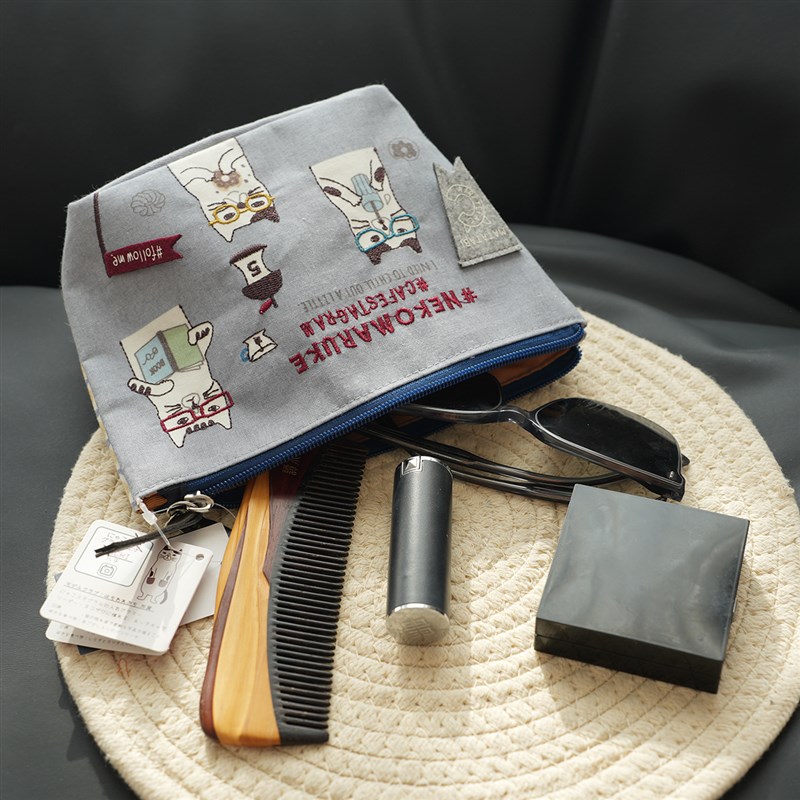 萌猫系列 布艺便携化妆包 女士收纳小尺寸包中包卡通笔袋山东网店