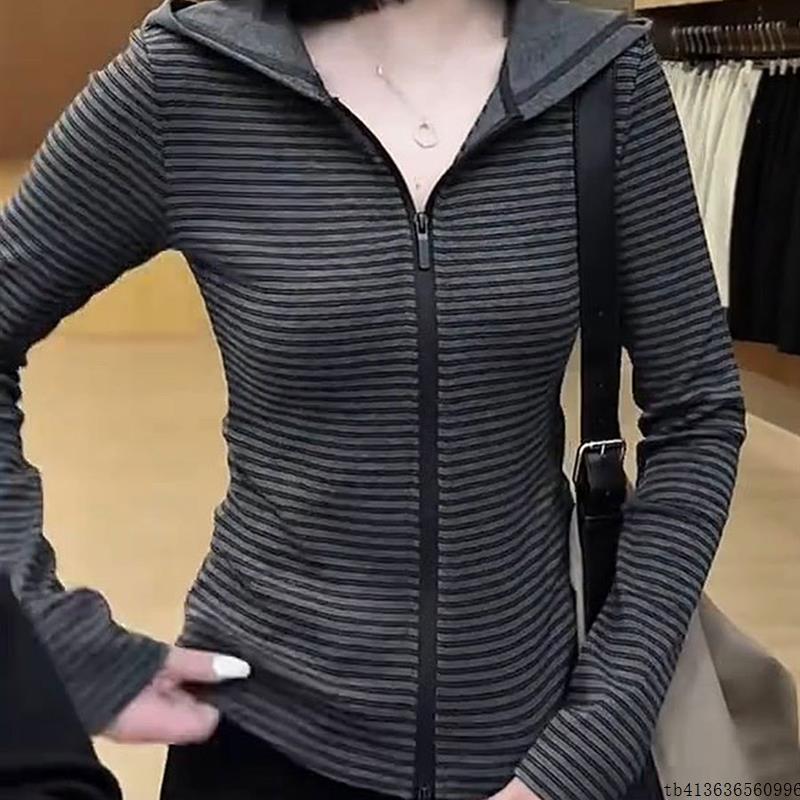 帽衫卫衣外套女2025秋季新款修身显瘦连帽长袖条纹开衫短款上衣女