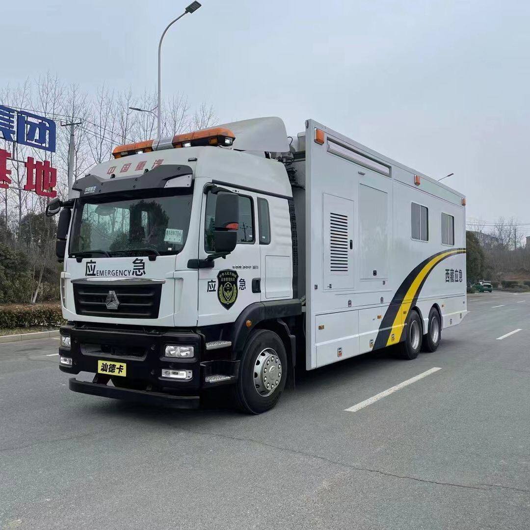 汕德卡指挥车通讯消防指挥车野外作战指挥车机场指挥车
