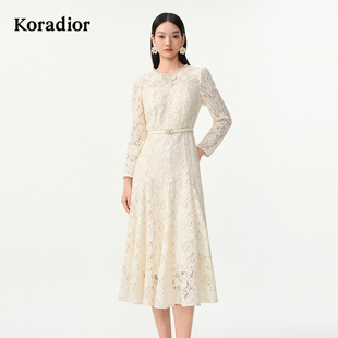 设计感优雅蕾丝镂空收腰长袖 法式 连衣裙女 新款 珂莱蒂尔2026年春季