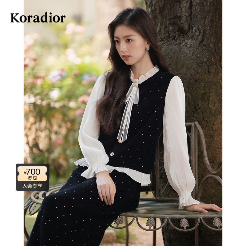 Koradior珂莱蒂尔商场同款2025秋新款丝绒撞色蝴蝶结飘带领针织衫