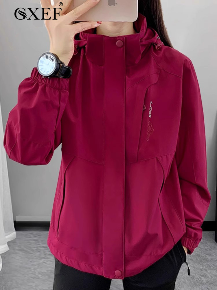 冲锋衣女春秋季2025新款三合一可拆卸抓绒衣防风外套妈妈装登山服