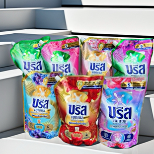 泰国Usa浓缩花香洗衣液 深层洁净持久留香堇韵丁香百合香水1300ml