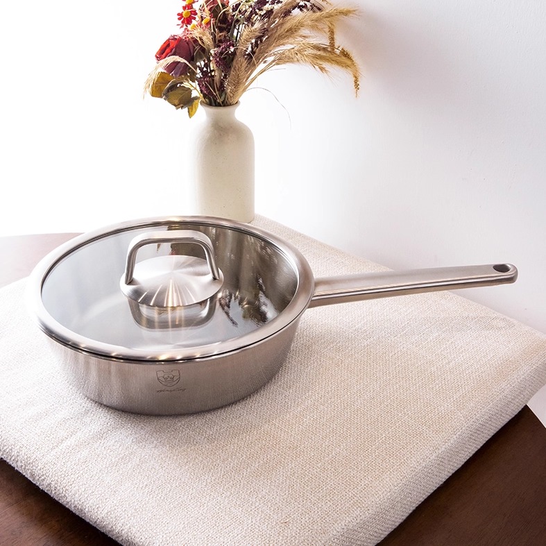 维克18-10不锈钢汤锅24cm一体成型家用出口烹饪厨具所有炉灶通用