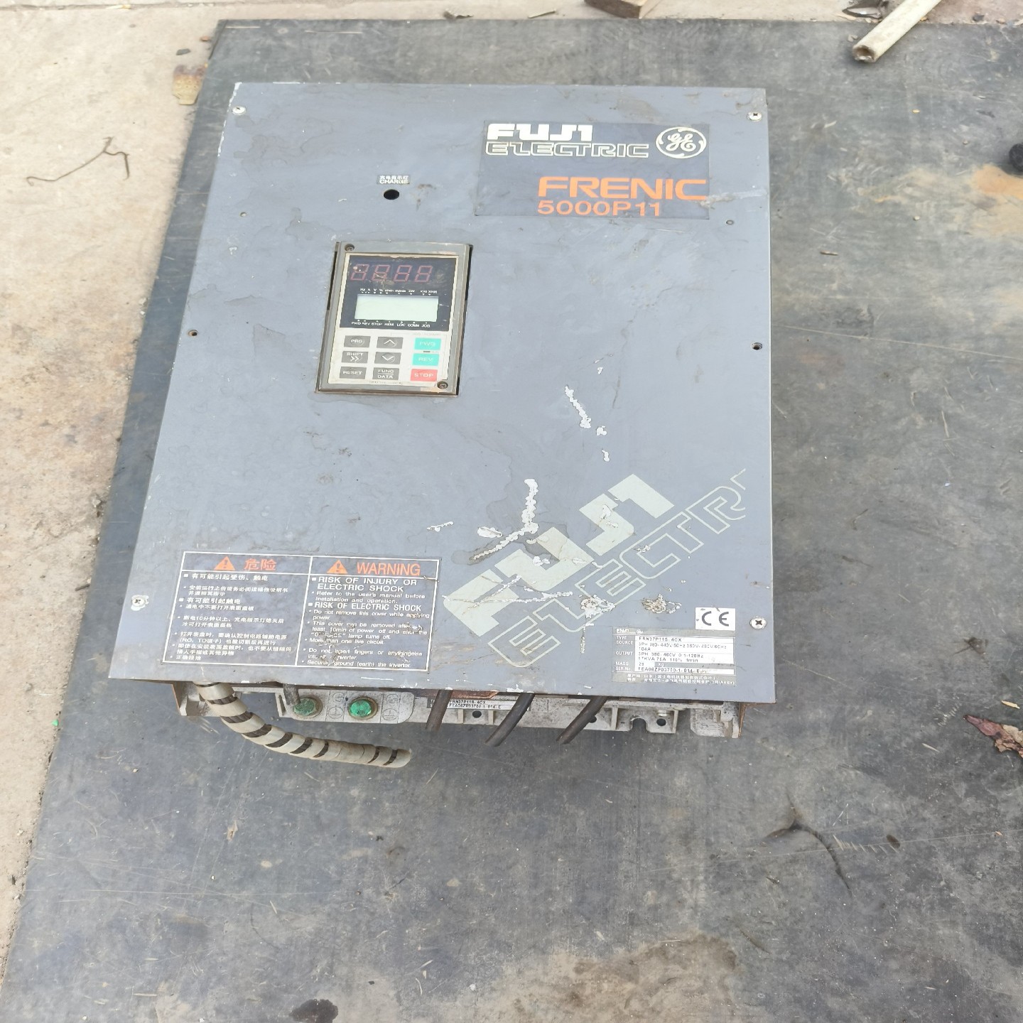 拆机富士5000P11变频器型号FRN37P11S-4CX
