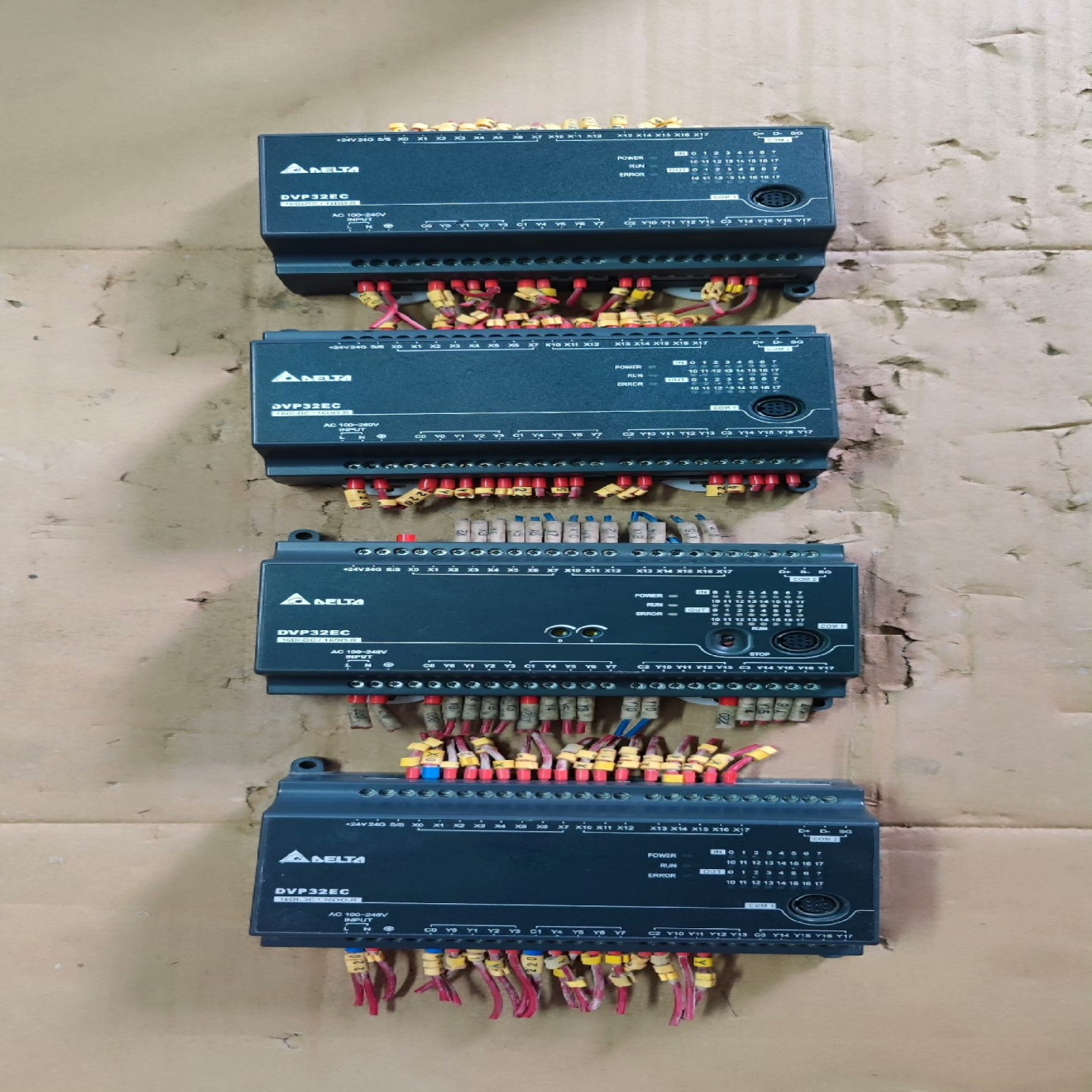 台达PLCDVP32EC00R3  二手拆机精品95新【议价】