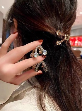 极速发夹八字刘海侧边夹秋冬202C4新款几何三角水钻后脑勺小抓夹