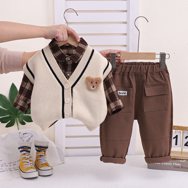 2026男童春秋新款韩版v领开衫针织毛衣马甲衬衫宝宝休闲三件套潮