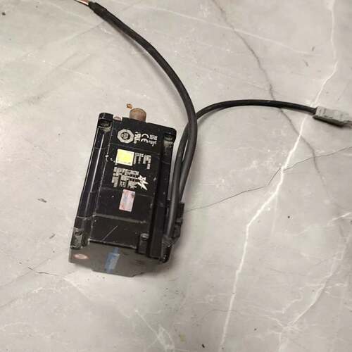 可维修6 SGMMS-04ADC6S，400W，安川代伺服电机功率。