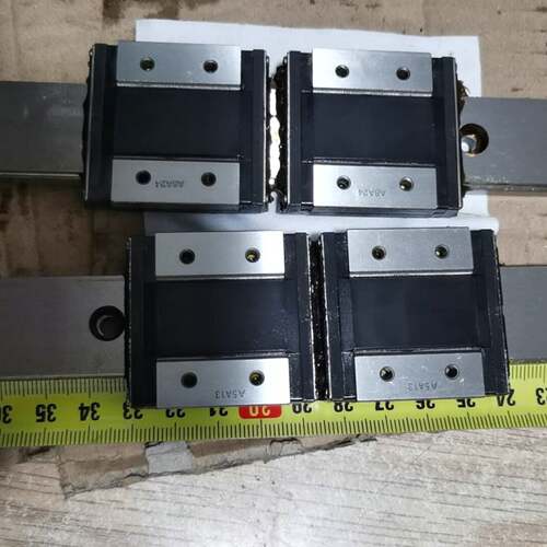 可维修THK RSR12WZM 28151，滑块安装孔组合高度