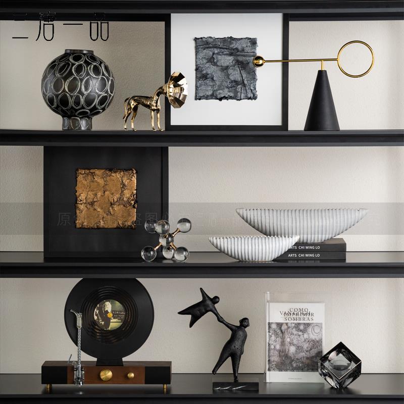现代简约客厅开放格壁龛艺术品摆件样板间酒店意式风书房软装饰品