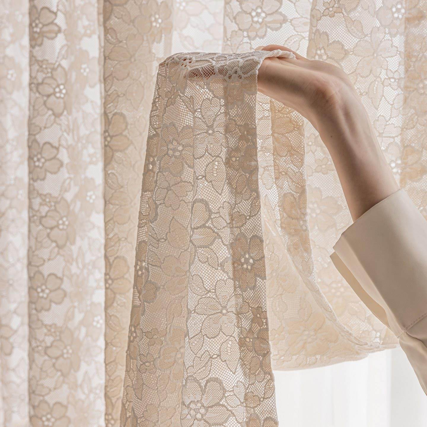 新款法式梦幻纱帘高档镂空氛围感卧室客厅飘窗阳台纱窗帘双层窗纱
