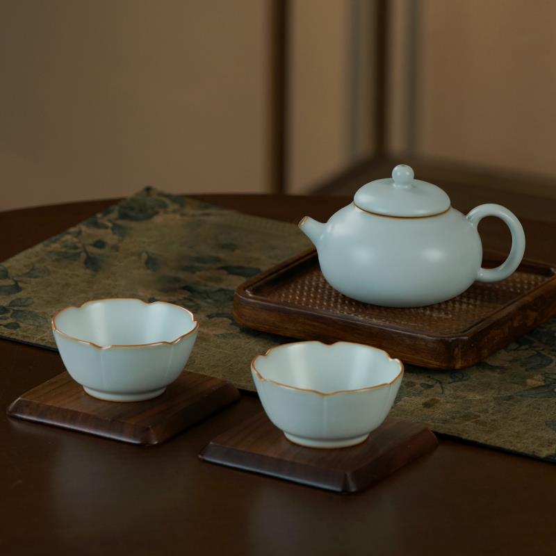 汝窑旅行茶具套装景德镇陶瓷一壶二杯泡茶壶便携中式天青色礼盒装