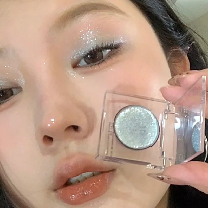 千禧辣妹统治区!牛郎眼影单色亮片高光提亮海王心牛郎爆闪眼影盘