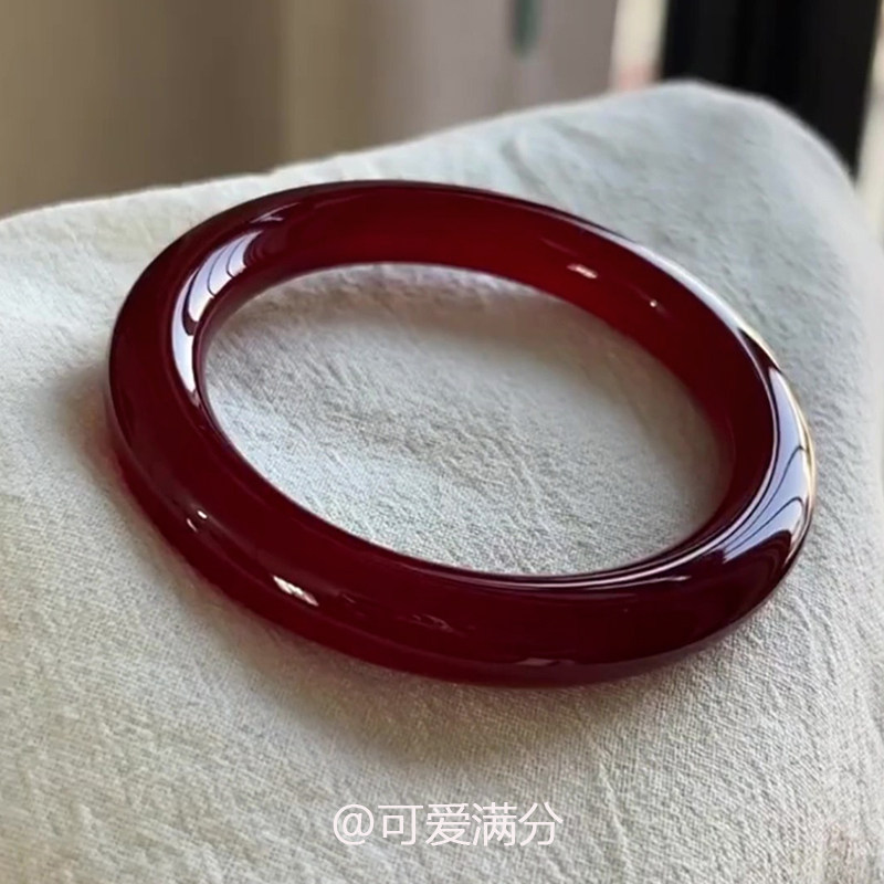 「车厘子红」精品本命年深红玛瑙手镯新款高品质圆条时尚女款送礼