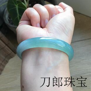 蓝水正冰种海蓝宝真玉镯天青冻女士手镯子天空蓝玉石正品玉髓证书