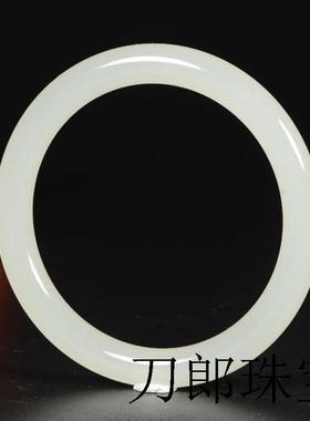 新疆高端和田玉羊脂白玉手镯玉镯子复古圆条手镯少女细条手镯百搭