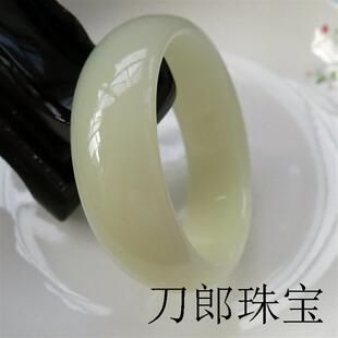 特A级新疆和田玉色手镯昆仑白玉镯子羊脂级正品青白玉手镯带证书