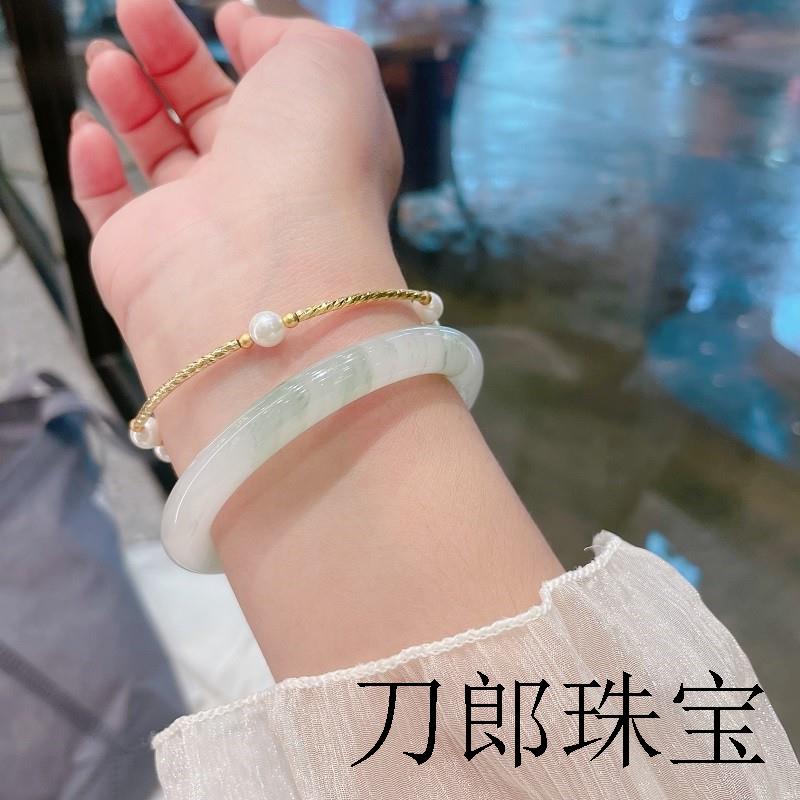 手镯如愿玉石不知春绿手镯新疆天山翠冰种飘花圆条少女玉镯子百搭
