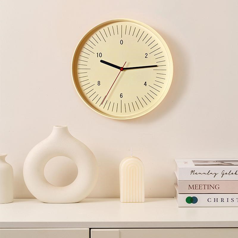 Epeiushome圆形挂钟北欧现代简约静音时钟客厅卧T室奶油风钟表圆