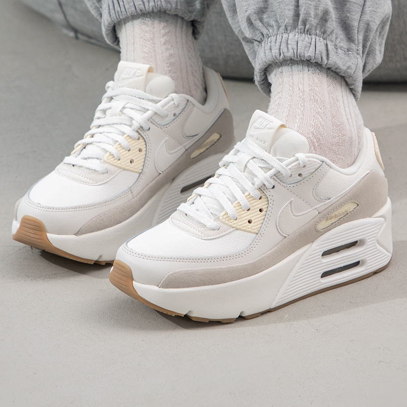 Nike耐克女缓震厚底休闲鞋