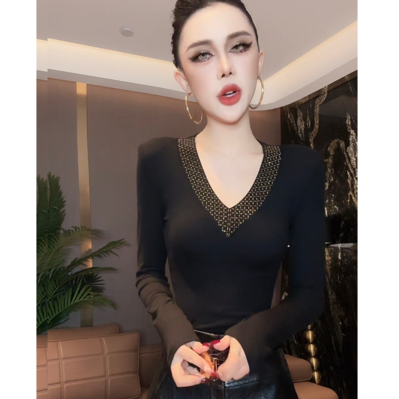 2025秋冬新款韩版时尚百搭显瘦休闲打底衫女修身显瘦长袖上衣洋气