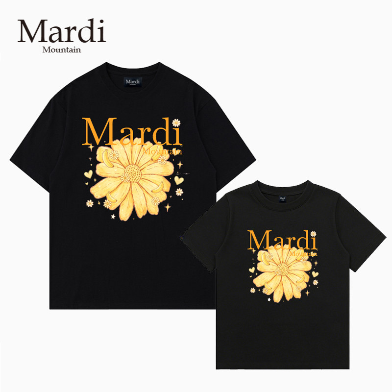 เสื้อยืดพิมพ์ลายดอกเดซี่ แขนสั้น ทรงหลวม สำหรับผู้หญิง แบรนด์ Mardi Mountain เกาหลี ปี 2026 ชุดครอบครัว ได้รับอนุญาตอย่างเป็นทางการ