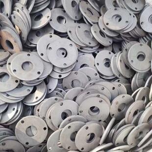 大小口径冲压法兰毛坯机械用垫片冲压圆盘焊接法兰盘方铁板垫片