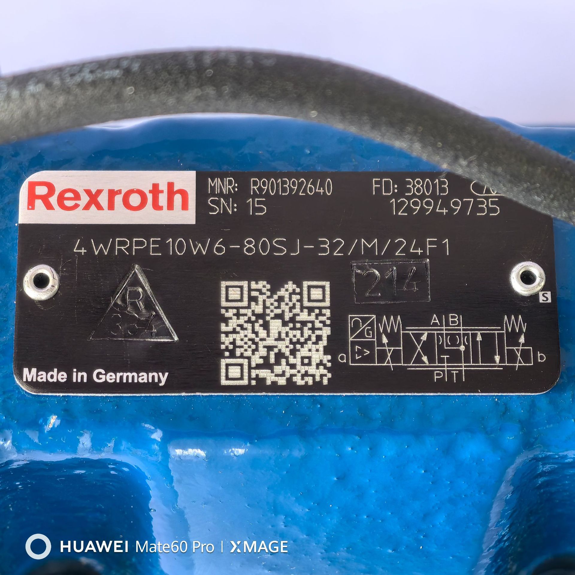 R901392640  4WRPE10W6-80SJ-32/M/24F1 # Rexroth比例阀