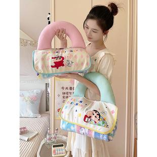 可爱的蜡笔鑫灿枕头被二合一办公室午睡空调毯子宿舍毯子便携式存