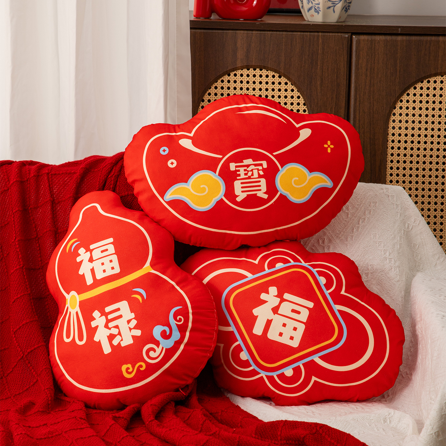中式创意抱枕红色喜庆靠垫沙发客厅卧室装饰枕头春节过年用品