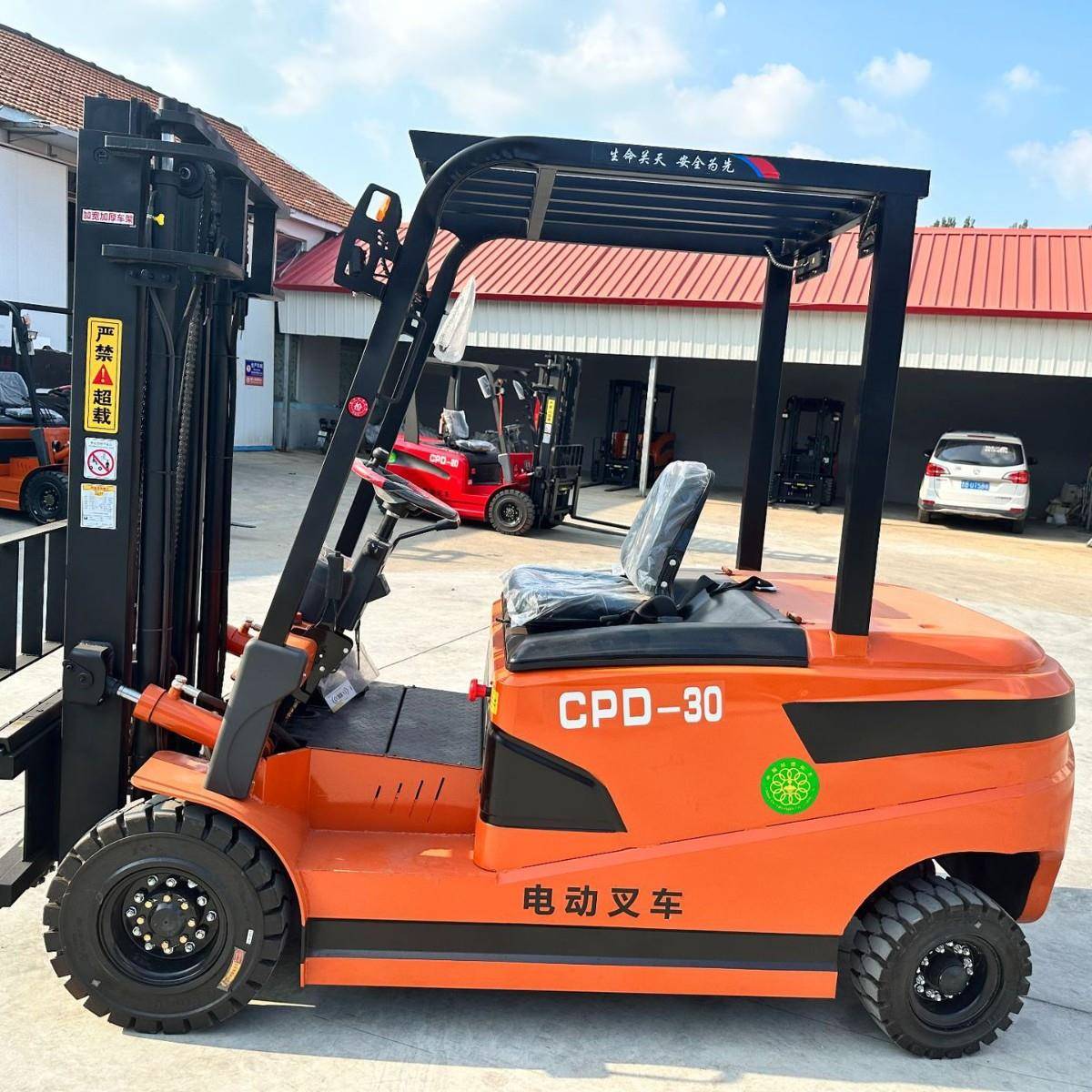 跨境出口工厂新能源叉车0.5/1/1.5/2/2.5//.5吨电动叉车