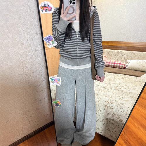 2026秋季连帽条纹收腰卫衣女