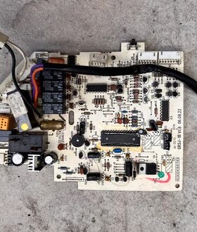 适用于原装格力空调主板30055624电脑板控制板主板线路板