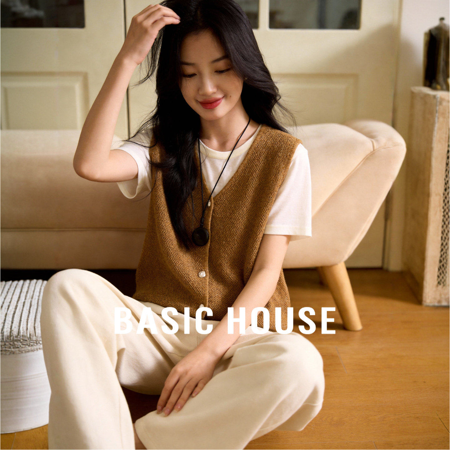 百家好V领针织马甲背心26春季新款单排珍珠扣宽松显瘦叠穿外搭女