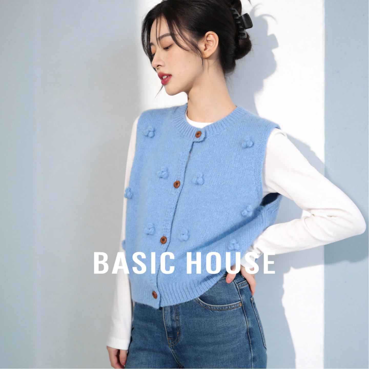 Basic House/百家好蓝色针织马甲女春季新款叠穿立体钩花无袖背心