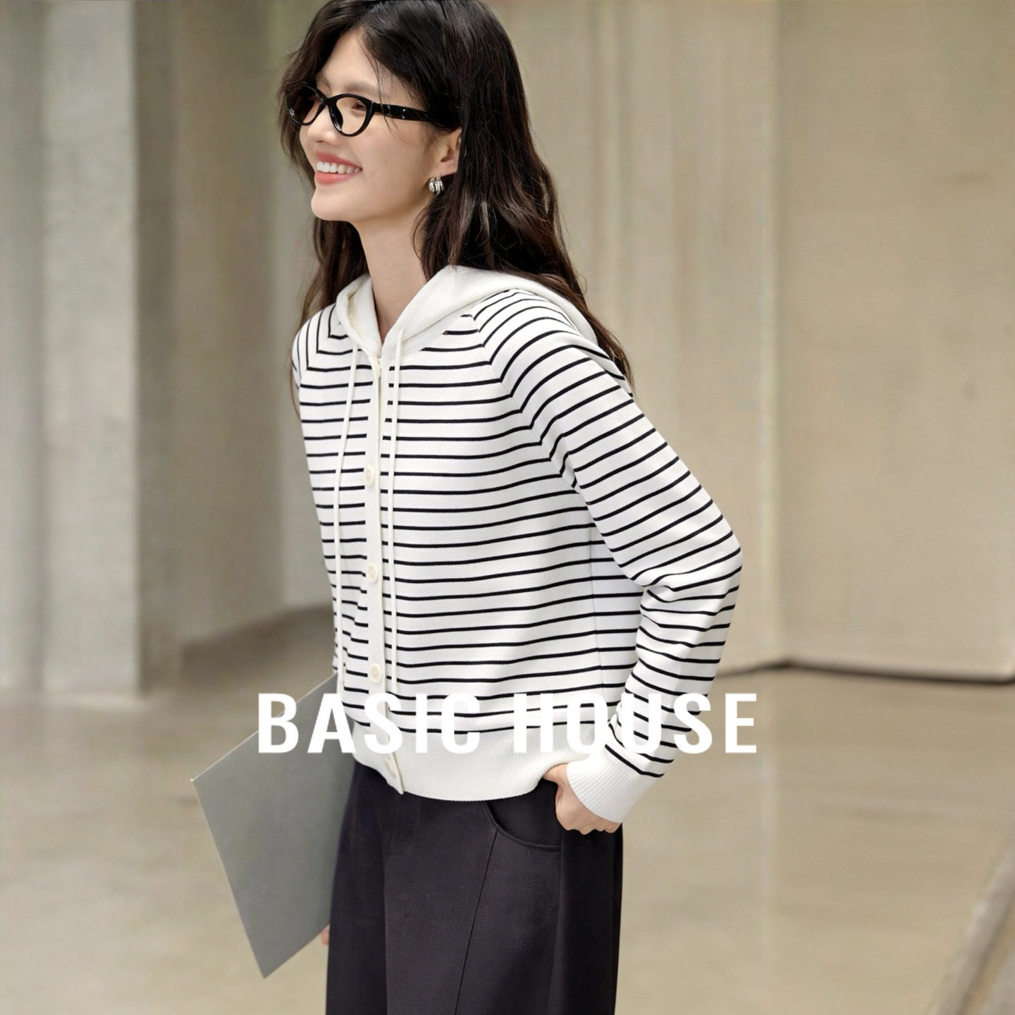 Basic House/百家好春款连帽条纹针织衫女撞色通勤开衫上衣圆领