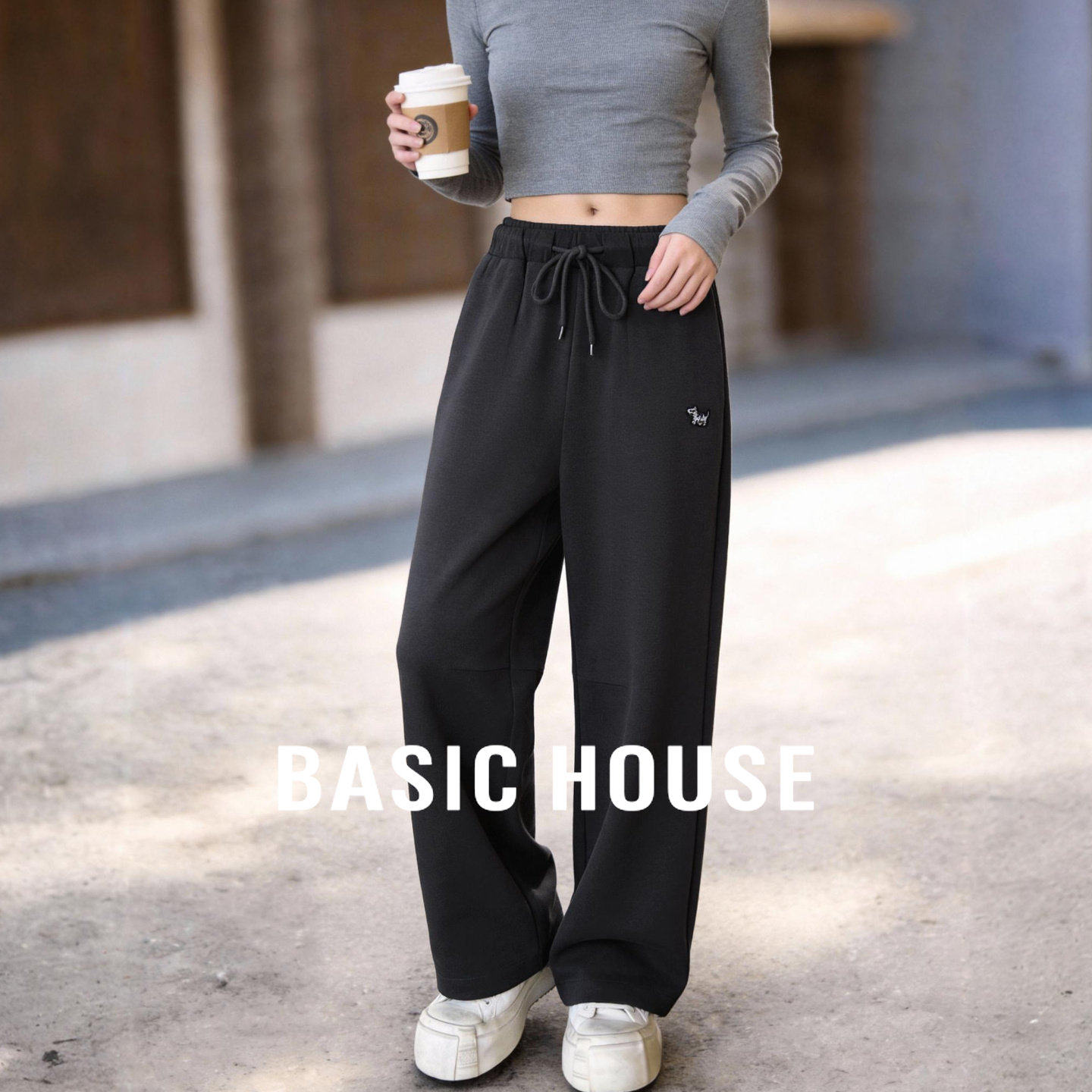 百家好简约黑色抽绳阔腿卫裤春季新款小马刺绣宽松垂感休闲运动裤