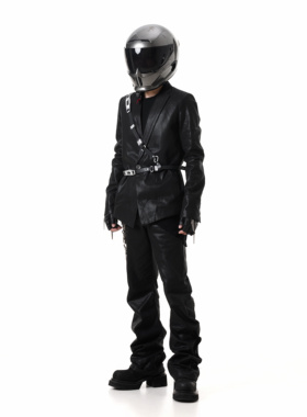 SCD crowd 2025秋冬 暗黑骑士系列 单排扣垫肩蜡面修身西装外套