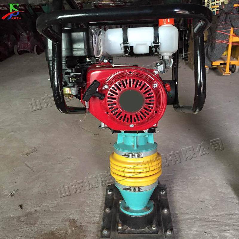 小型汽油打夯机 建筑地基施工机器设备 沥青混凝土路面夯实平整机