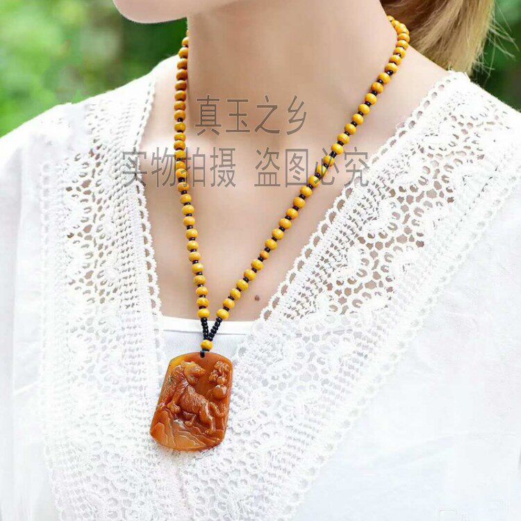 精挑云南黄龙玉生肖虎吊坠鸡油黄虎虎生威挂件男女款黄龙玉挂饰品