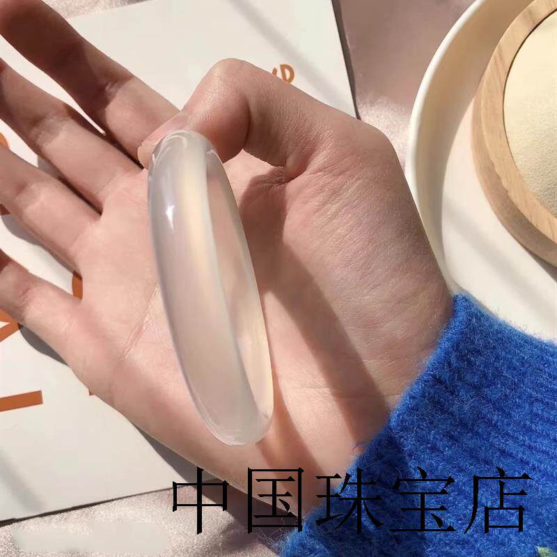 高端玉石玉髓手镯女冰种夏季小众天然荔枝冻玛瑙镯子白玉生日礼物