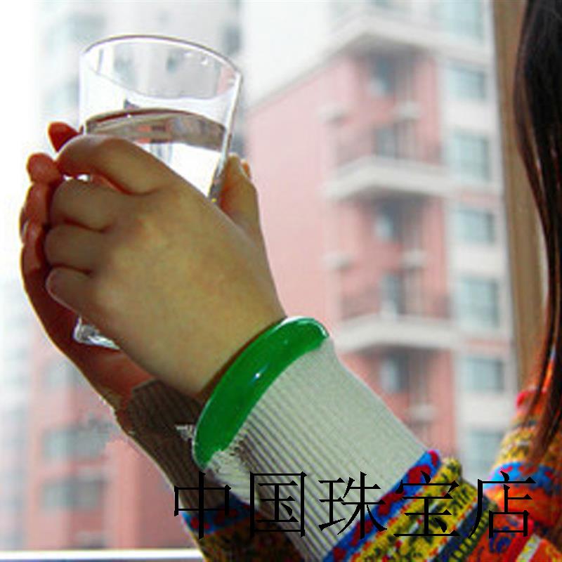 缅甸高端满绿翡翠色玉手镯女款冰种正阳绿镯子祖母绿手饰品贵妃镯