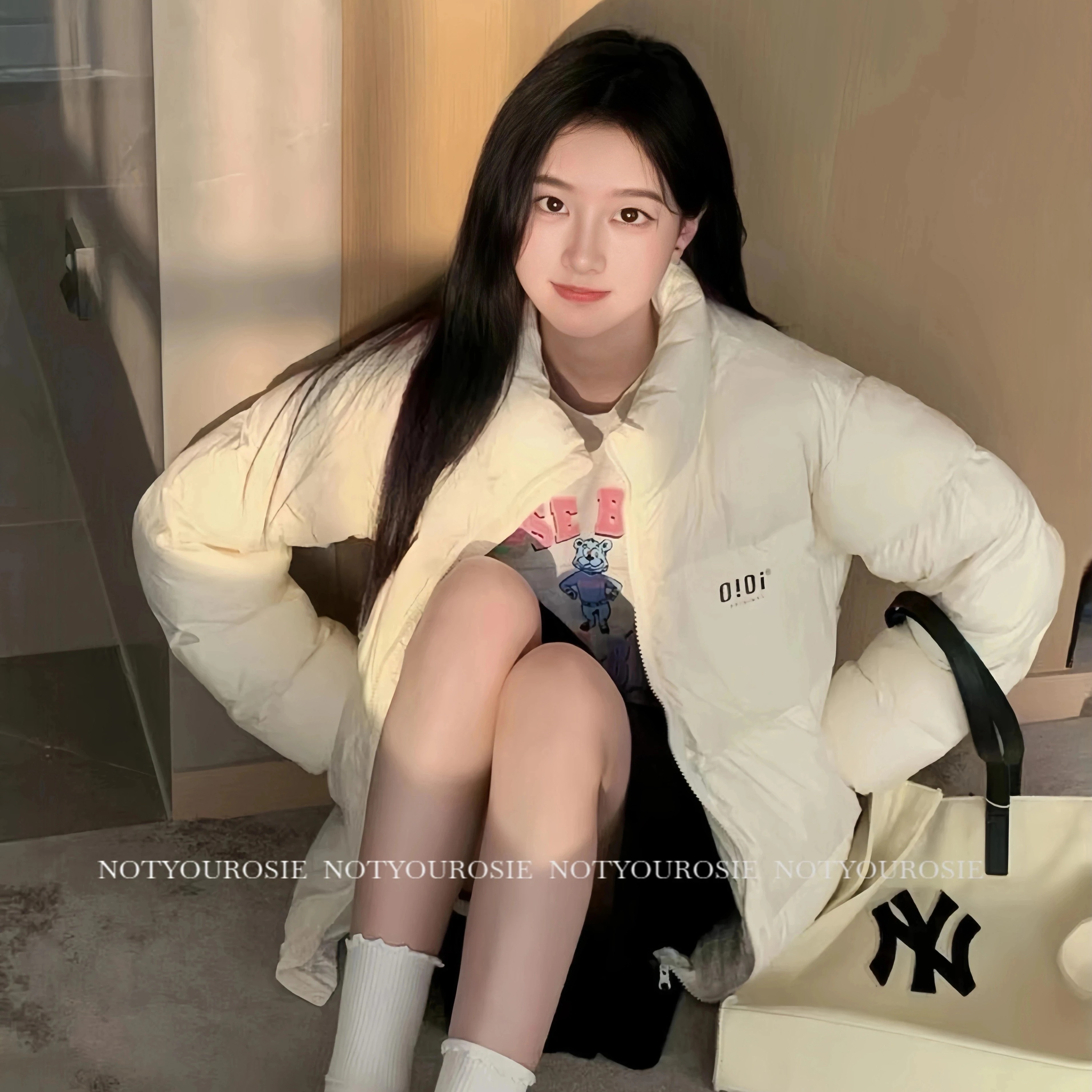 朴彩英同款oioi白鸭绒羽绒服
