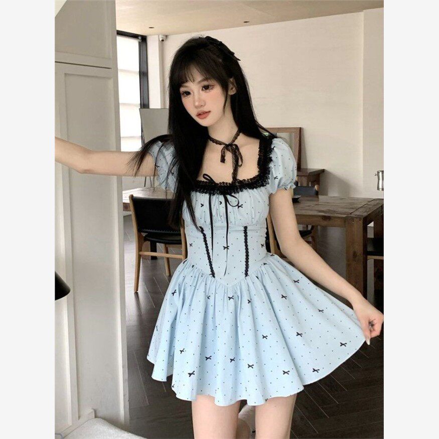 时尚波点设计感拼接蕾丝花边方领连衣裙女韩版显瘦气质超仙A字裙
