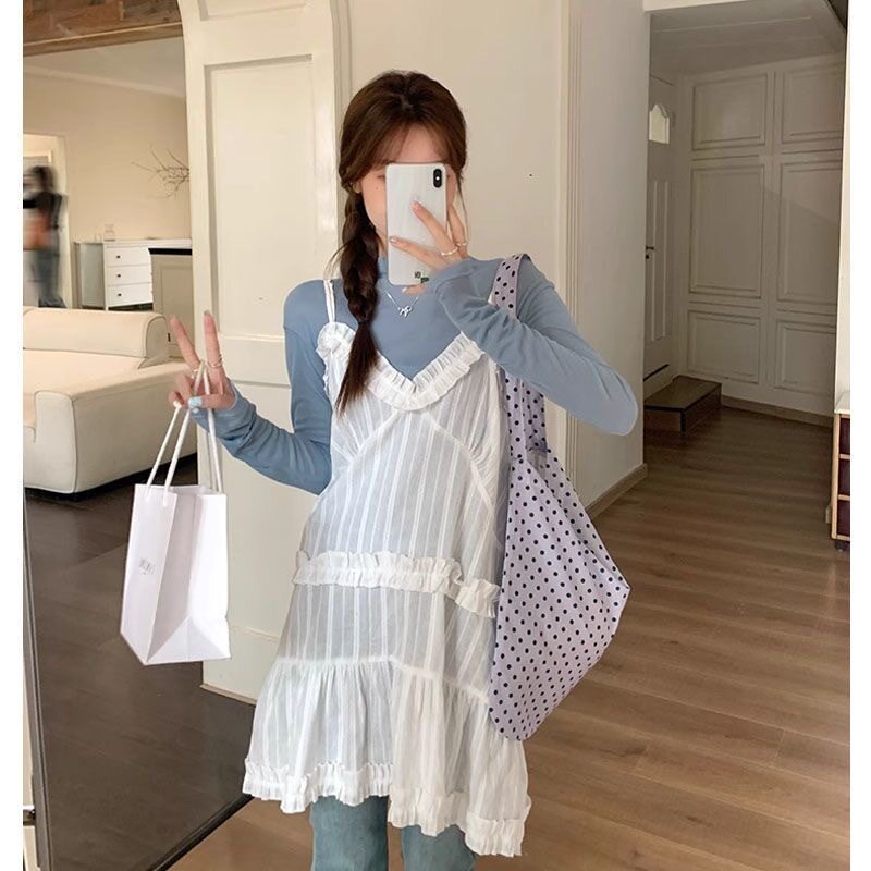 甜美奶系花边吊带裙清新